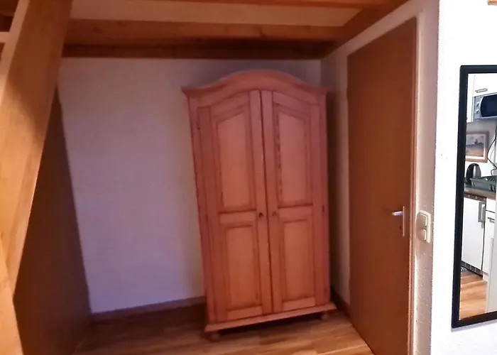 Appartamento Mit Kochnische Oder Wohnkueche Und Bad Bochum