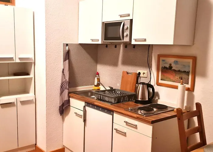 Mit Kochnische Oder Wohnkueche Und Bad * Bochum